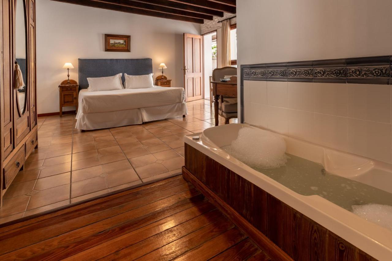Posada Manuel Lobo Colonia del Sacramento Ngoại thất bức ảnh